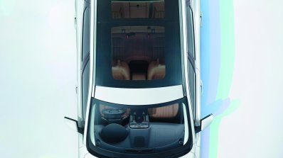 Jaguar F-Pace sunroof press image