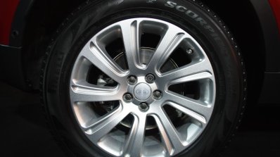 Land Rover Discovery Sport Launch wheel in Mumbai