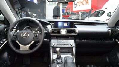 Lexus IS200t Sport Edition dashboard at the IAA 2015