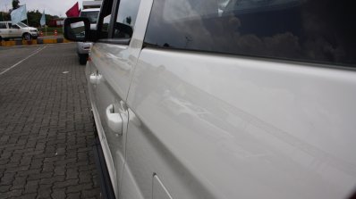 Mahindra TUV300 shoulder line first drive review