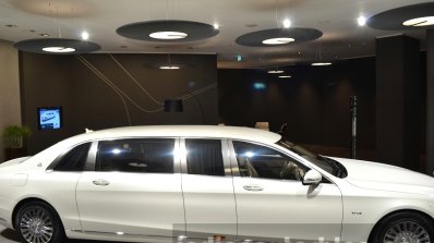 Mercedes Maybach S600 Pullman side right at IAA 2015