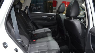 Nissan Navara NP300 rear seats legroom at IAA 2015