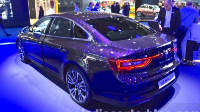 Renault Talisman Initiale Paris Edition rear quarter at IAA 2015