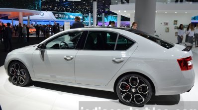 Skoda Octavia RS 230 side at IAA 2015