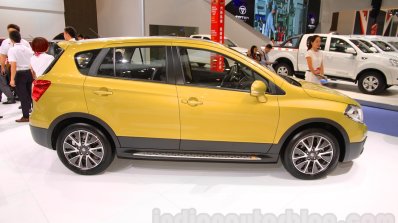 Suzuki SX4 S-Cross 1.4 T (Boosterjet) side at the 2015 Chengdu Motor Show