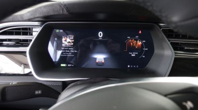 Tesla Model X cluster launch