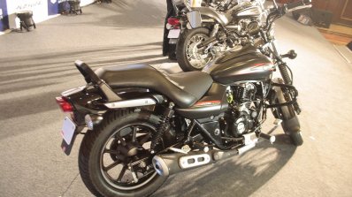 2016 Bajaj Avenger 220 Street rear quarter launched