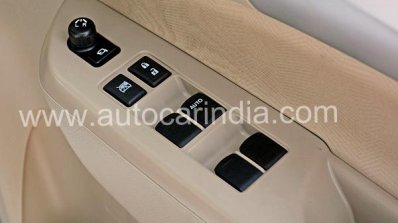 2016 Maruti Ertiga (facelift) power window mirror revealed