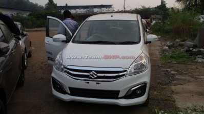 2016 Maruti Ertiga front spied at a dealer stockyard