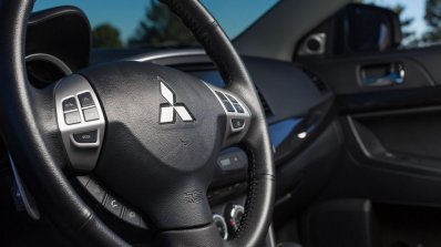 2016 Mitsubishi Lancer facelift steering press shots