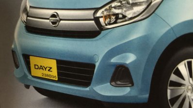 2016 Nissan Dayz front end leaked in brochure