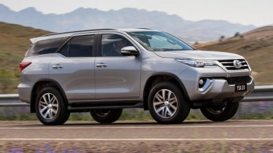 2016 Toyota Fortuner tracking shot launched in Australia