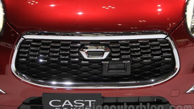 Daihatsu Cast Style grille at the 2015 Tokyo Motor Show