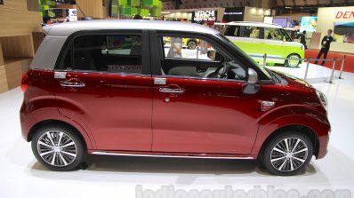 Daihatsu Cast Style side (1) at the 2015 Tokyo Motor Show