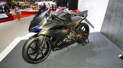 Honda Lightweight Supersports Concept front three quarter at the 2015 Tokyo Motor Show