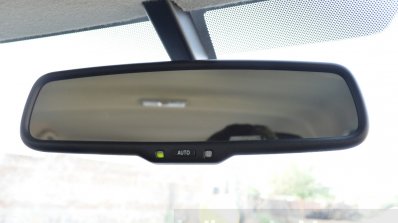 Maruti Baleno Diesel internal rear view mirror Review