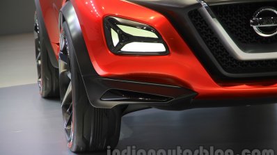 Nissan Gripz Concept foglight at the 2015 Tokyo Motor Show