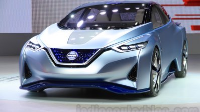 Nissan IDS Concept front quarters at the 2015 Tokyo Motor Show