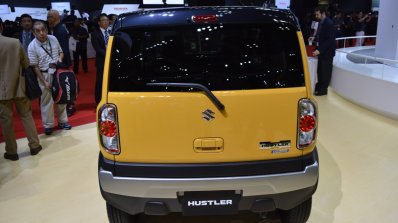Suzuki Hustler facelift rear at the 2015 Tokyo Motor Show