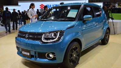 Suzuki Ignis front quarter at 2015 Tokyo Motor Show