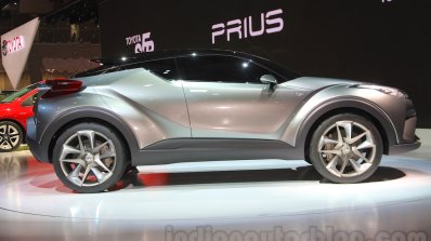 Toyota C-HR concept side at the 2015 Tokyo Motor Show