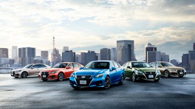 Toyota Crown Athlete new colours official