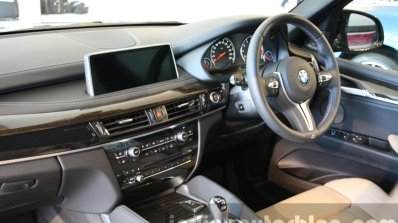 2015 BMW X5 M driver's area first drive review