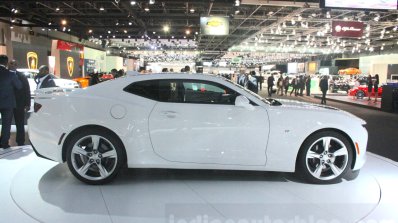 2016 Chevrolet Camaro side at the 2015 Dubai Motor Show