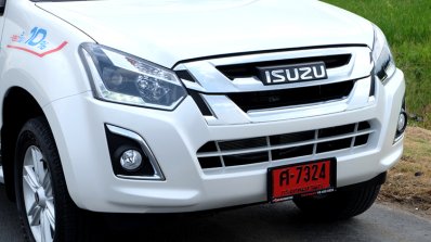 2016 Isuzu D-Max (facelift) front end In Images