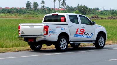 2016 Isuzu D-Max (facelift) rear three quarter In Images