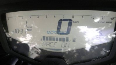 2016 TVS Apache prototype digital instrument console spied