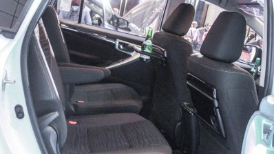 2016 Toyota Innova rear seat legroom world premiere photos