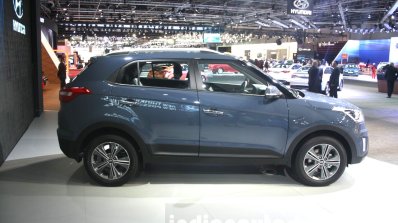 Hyundai Creta side at 2015 Dubai Motor Show