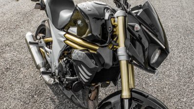 Mahindra Mojo black USD fork review