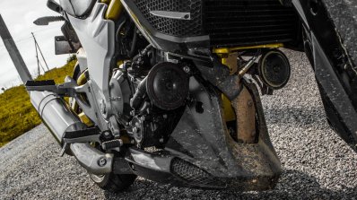 Mahindra Mojo black underbelly cowl review