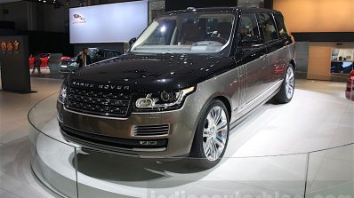 Range Rover SVAutobiography head lamp at DIMS 2015