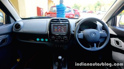 Renault Kwid dashboard review
