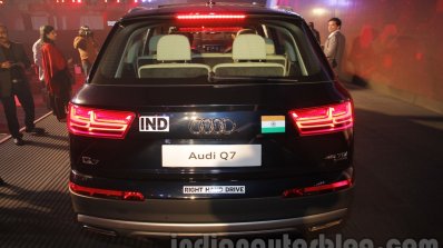 2016 Audi Q7 rear launched in India