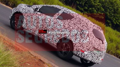 2016 Honda Fit Twist (Jazz Cross)side spotted testing