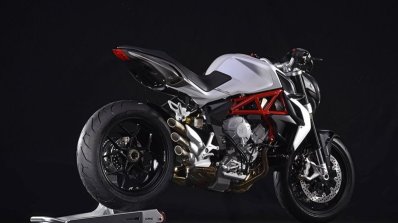 2016 MV Agusta Brutale 800 exhaust unveiled