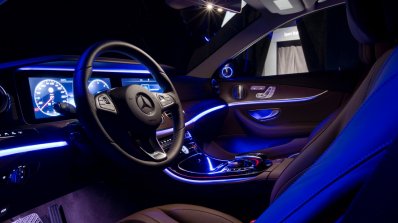 2016 Mercedes E Class interior ambient lighting unveiled