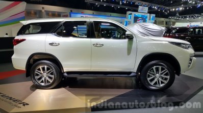 2016 Toyota SW4 (Fortuner) prepared to launch in Argentina