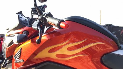 Honda CB Hornet 160R orange with stickering fuel tank graphics launched