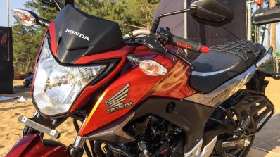 Honda CB Hornet 160R orange with stickering launched