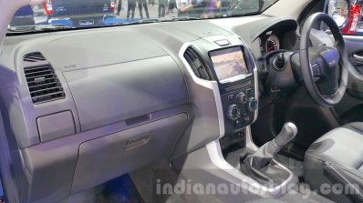Isuzu D-Max Isuzu Connect 8.0-inch touchscreen at Thai Motor Expo 2015