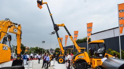 JCB high lift side at EXCON 2015