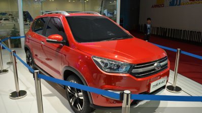 Lifan X40 front three quarters at the 2015 Shanghai  Auto Show