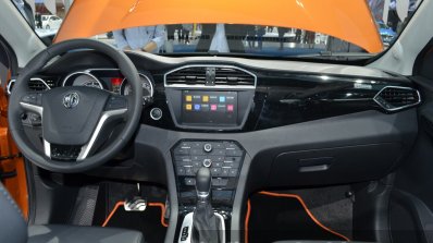 MG GS dashboard at 2015 Shanghai Auto Show