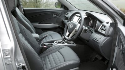 Ssangyong Tivoli 4x4 cabin