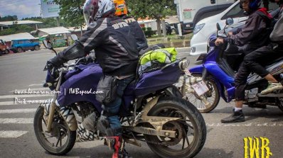 TVS Apache 200 side spied up-close in Indonesia